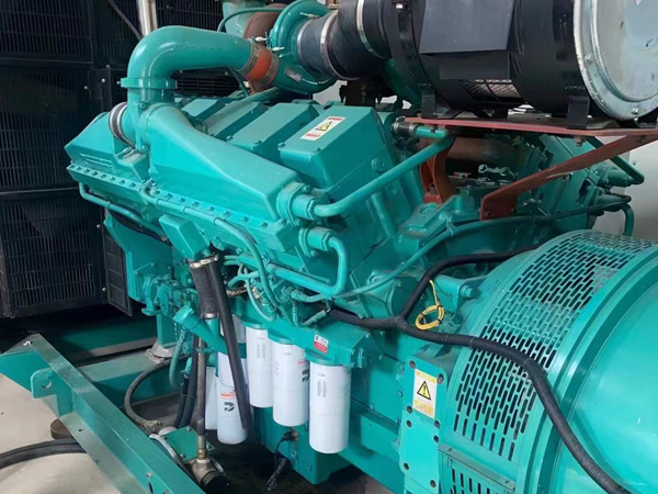 鼎湖更换100kW柴油发电机组机油时，需要注意哪些事项？