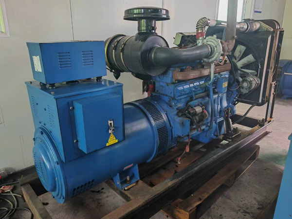 鼎湖100kW柴油发电机组使用多级机油有哪些优缺点？