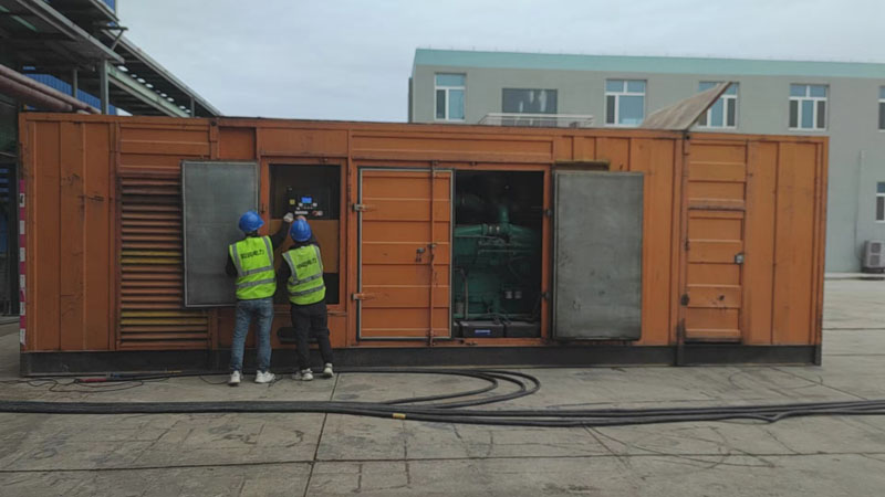 鼎湖如何检查柴油发电机组的机油油位？